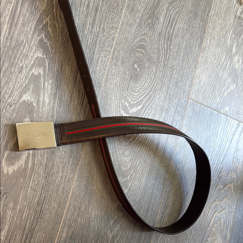 Gucci Brown Leather Belt with Silver Buckle